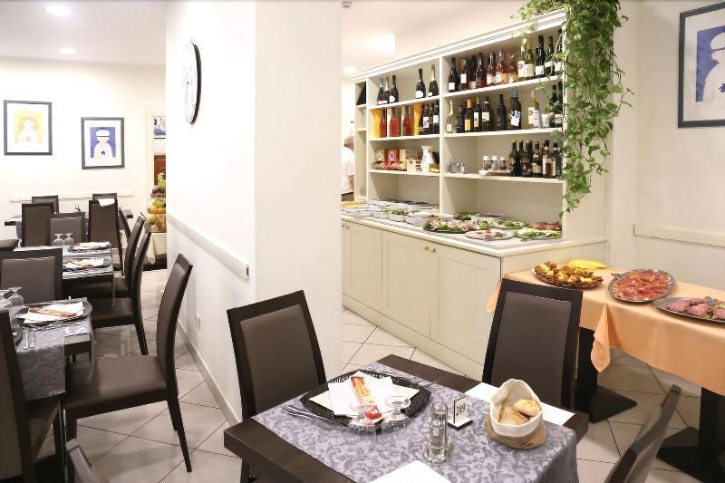 Nautilus Hotel 3*